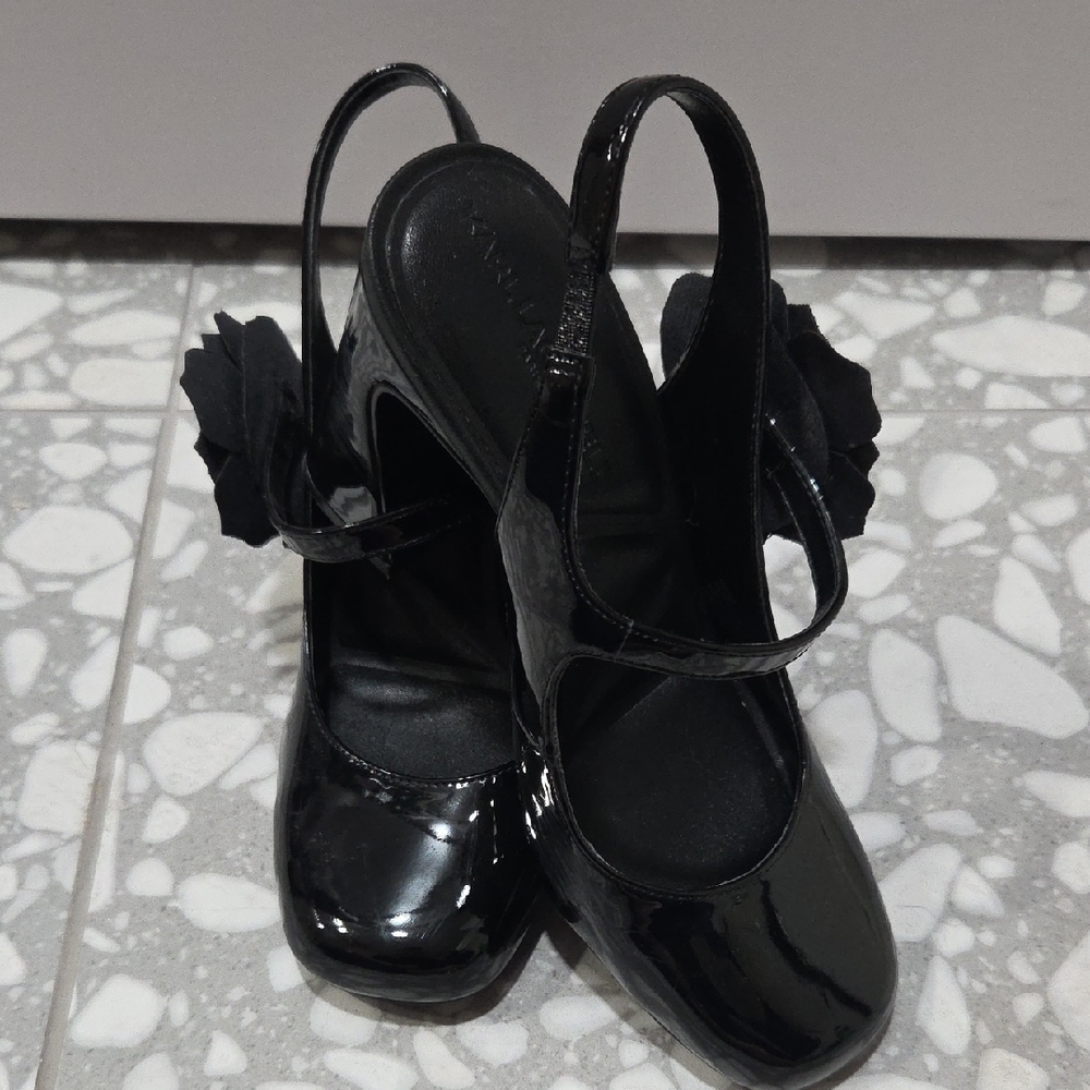 Karl Lagerfeld Black Patent Heels with Floral Accent